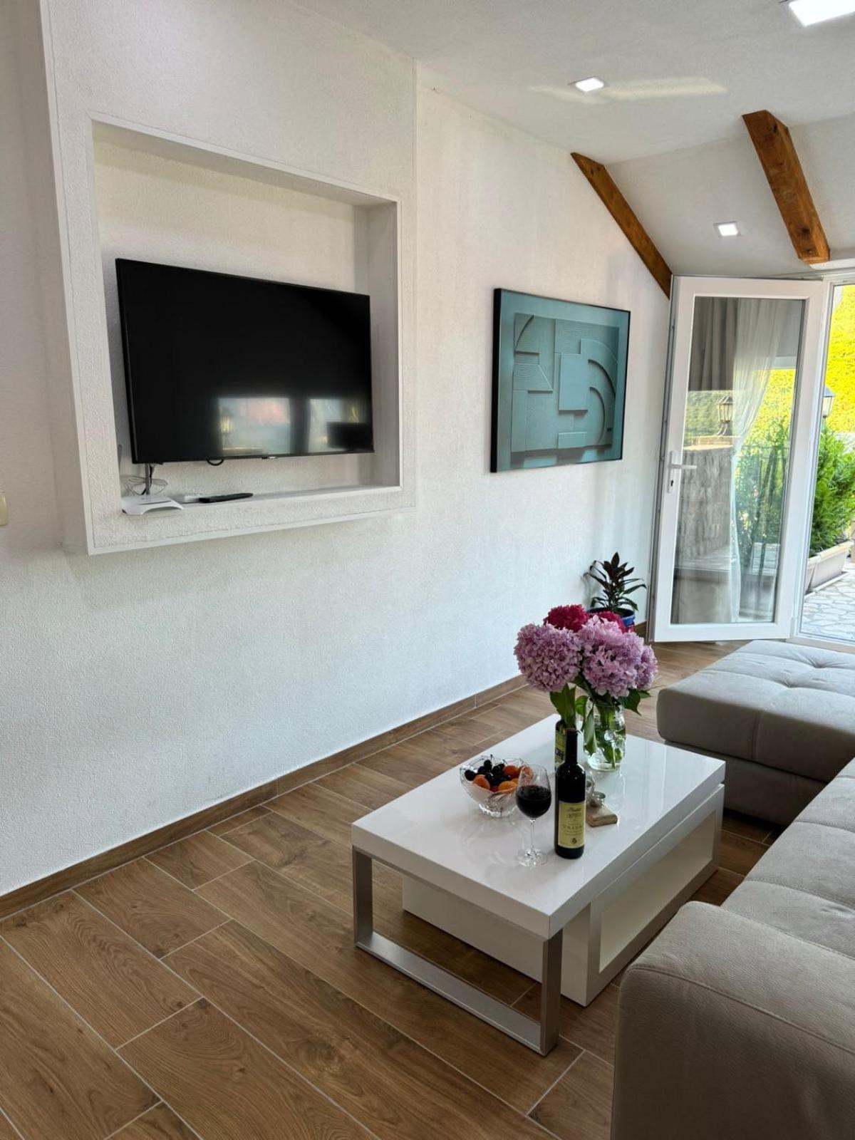 Villagio Virpazar Exterior photo